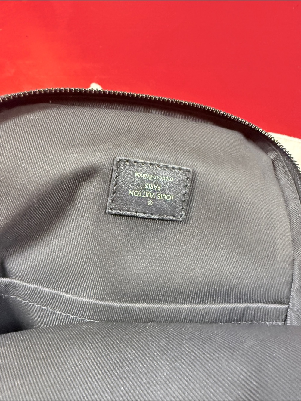 Authentic Louis Vuitton Avenue Sling Bag - Picture 4 of 13